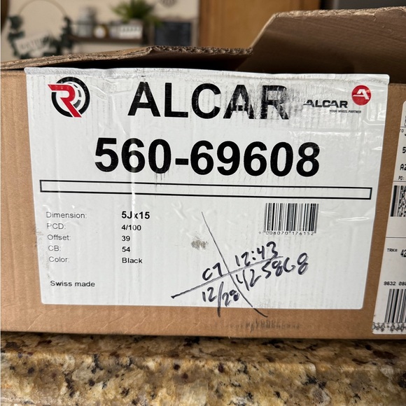 Alcar Black Wheel Rim - Picture 2 of 3